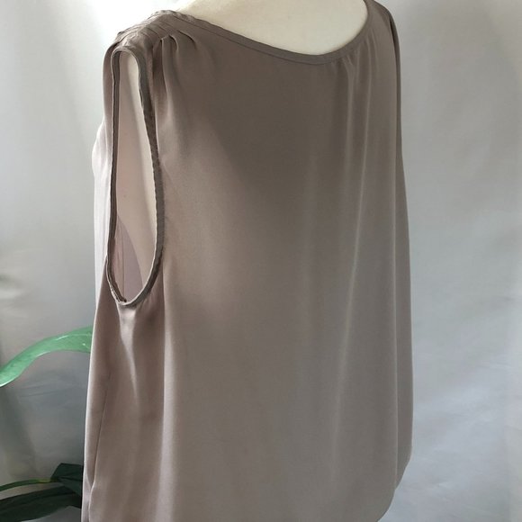 CHIC by Jacob |  Sleeveless Taupe Blouse (size L) - Picture 4 of 5
